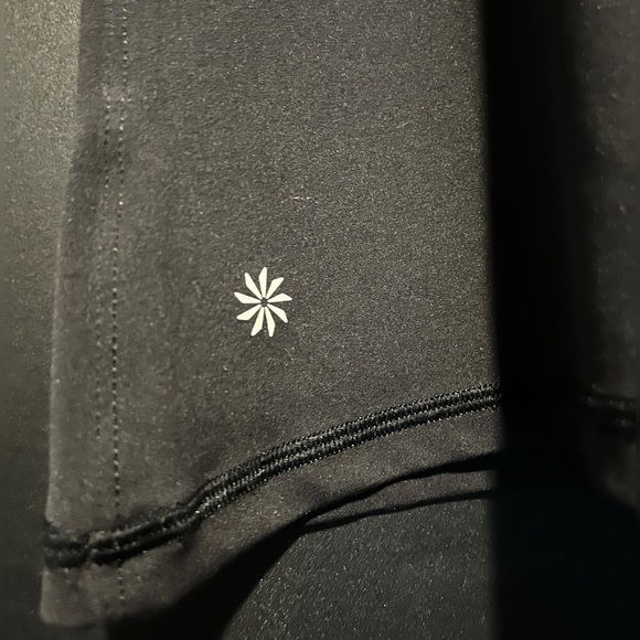 Athleta Scoop Neck Fitted Tank Top M NWT - Picture 2 of 7